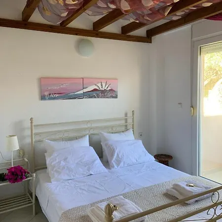 Maisonette Anastazia 60 M From Beach Feriehus