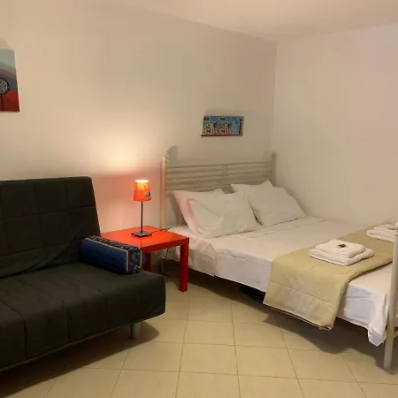 Maisonette Anastazia 60 M From Beach Feriehus